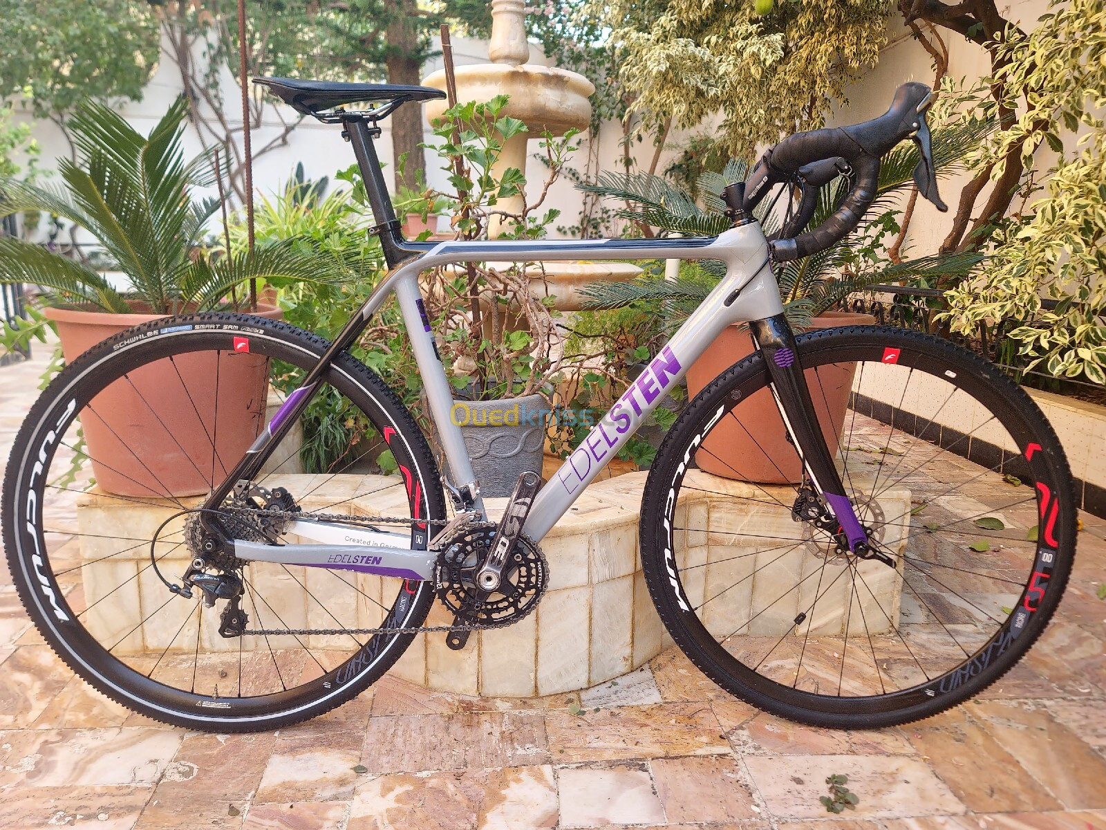 Vélo GRAVEL edelsten 