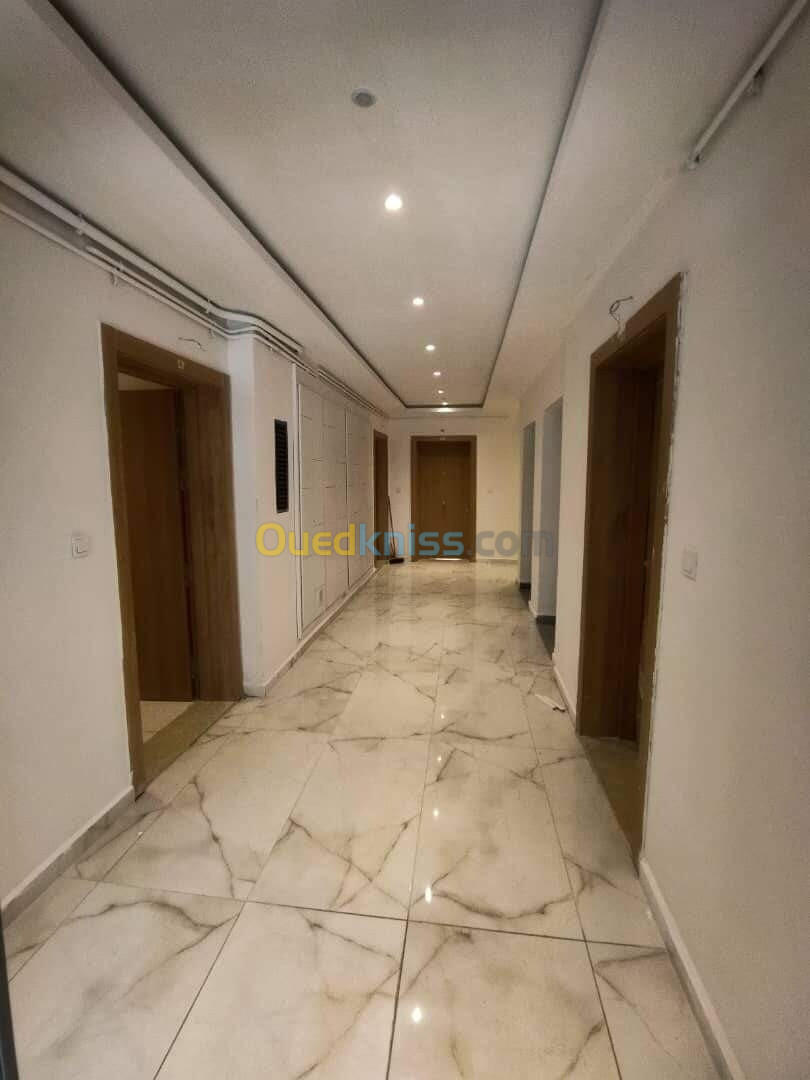 Vente Appartement F4 Alger Cheraga