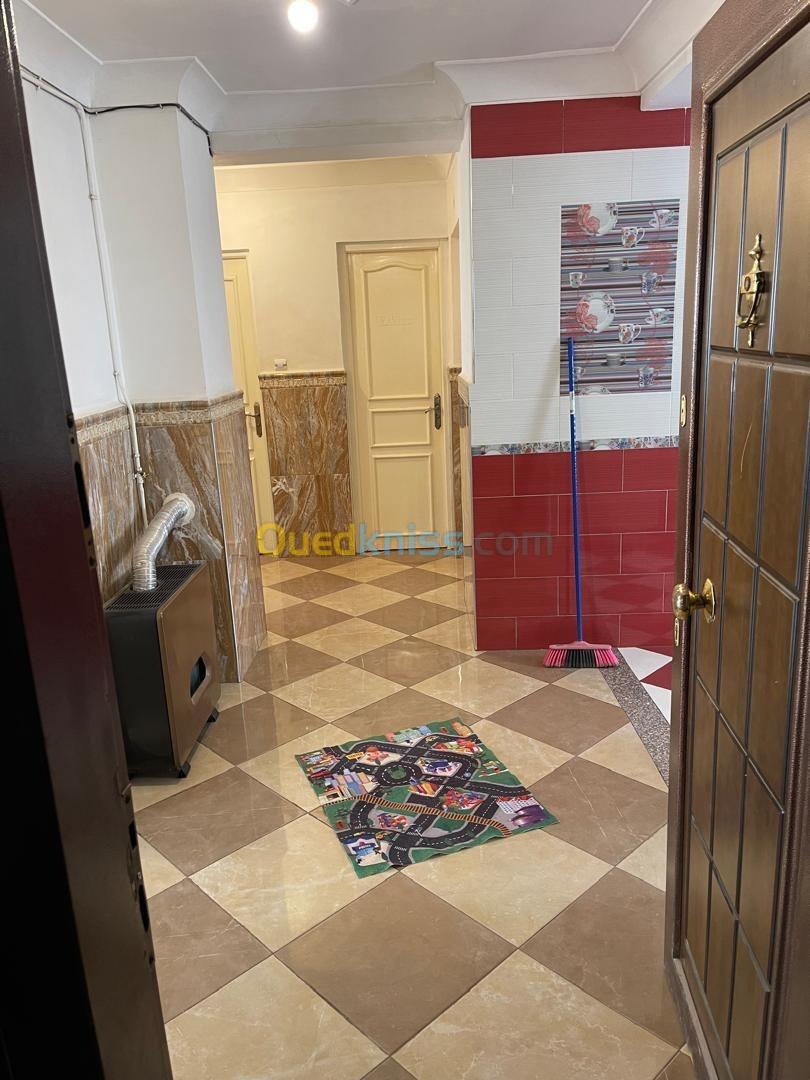 Location Appartement F4 Alger Hydra