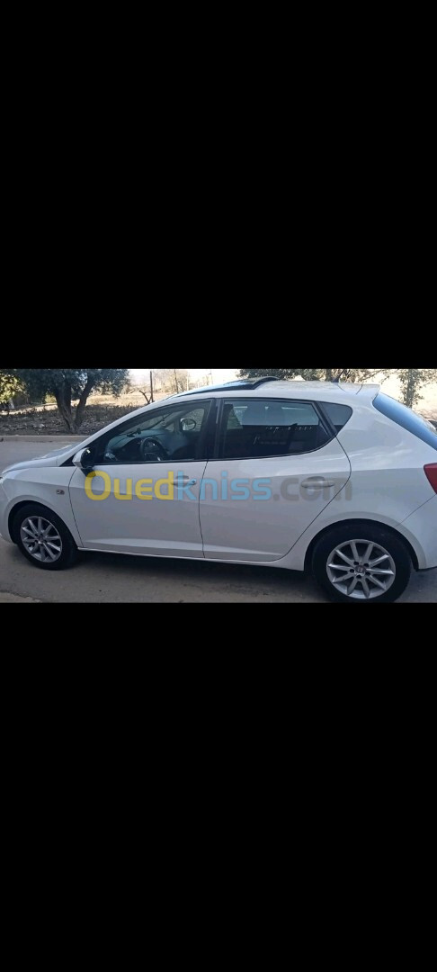 Seat Ibiza 2012 Fully +Toit ouvrant