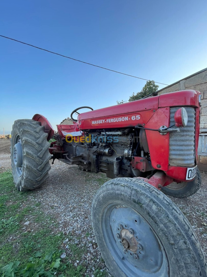 A vendre Massey ferguson 65 1964