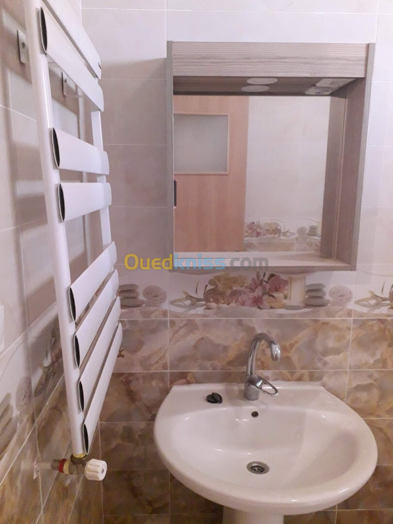 Location Appartement F5 Alger Souidania