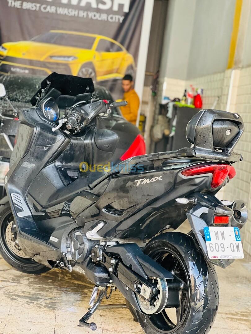 Yamaha Tmax 560 2022