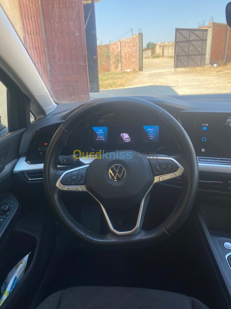 Volkswagen Golf 8 2021 Tsi active life