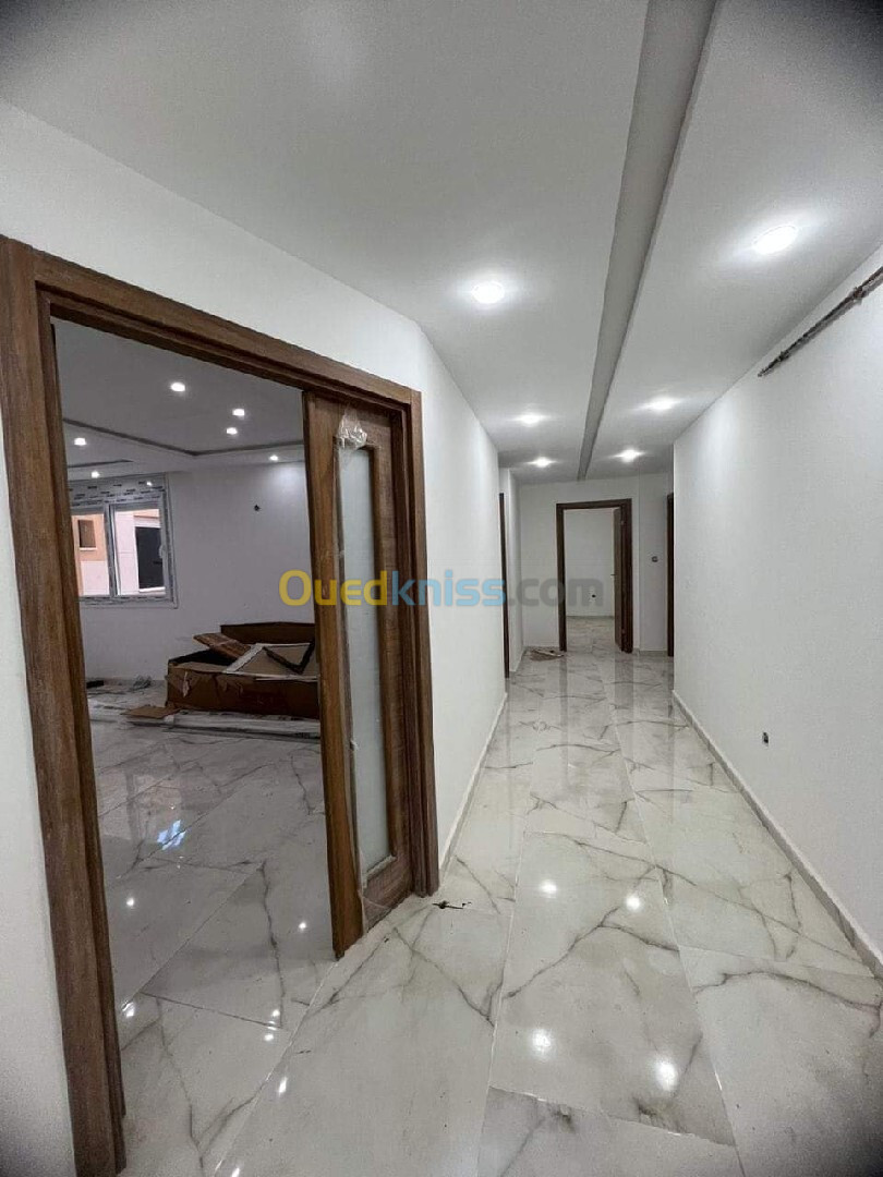 Vente Appartement F5 Alger Bordj el bahri