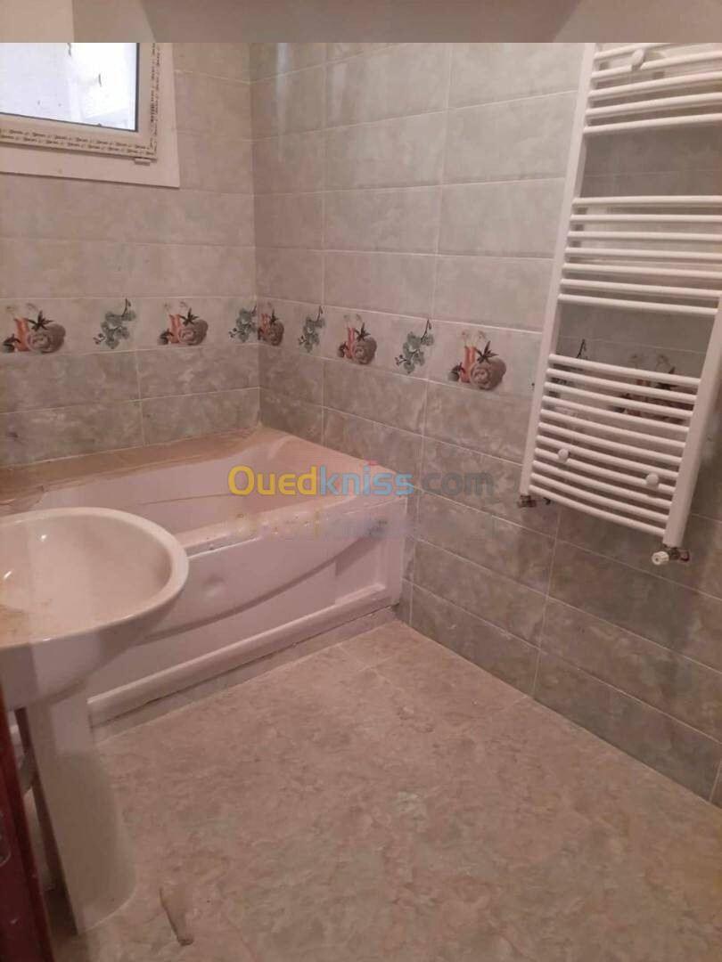 Location Appartement F5 Alger Reghaia