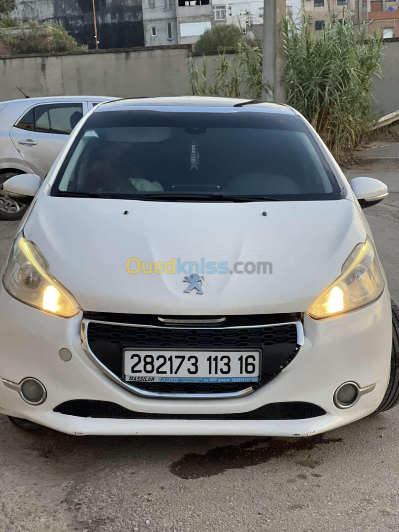 Peugeot 208 2013 Allure