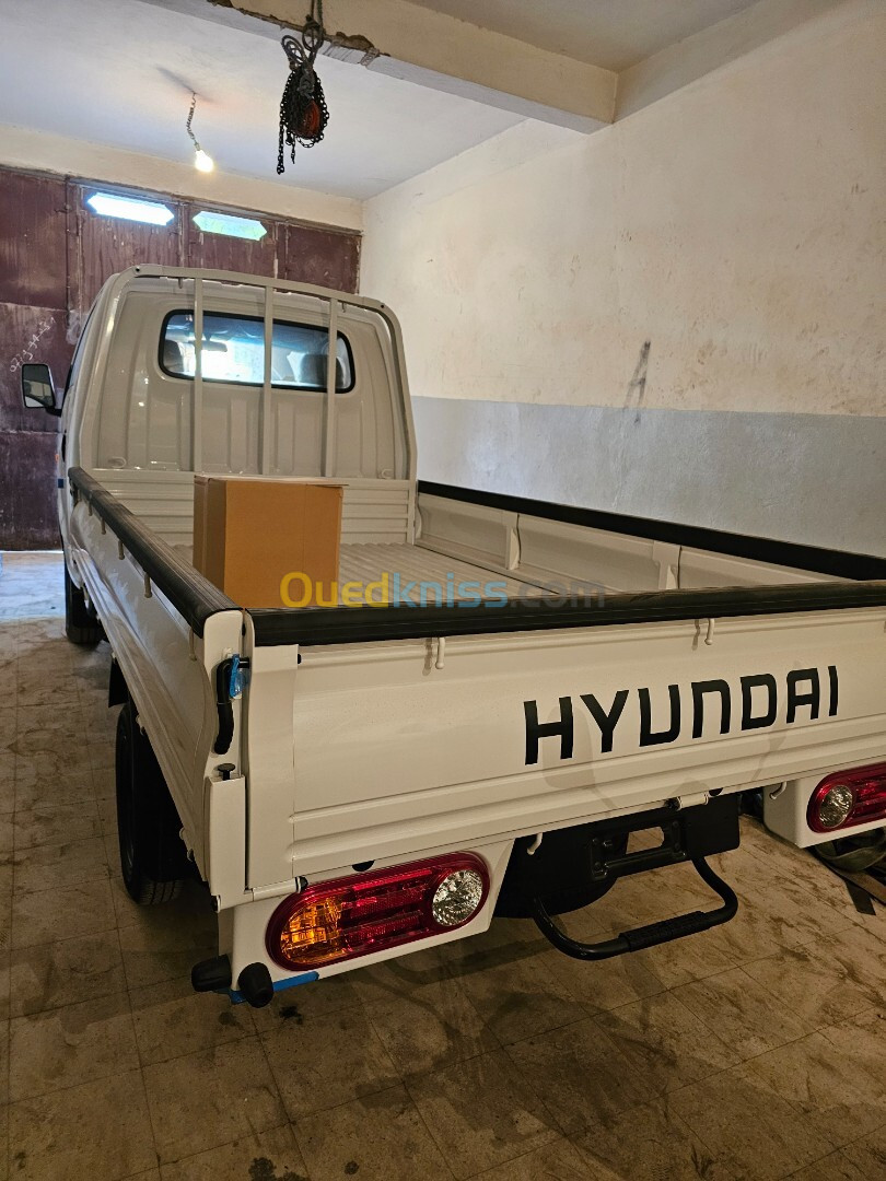 Hyundai H100 2024