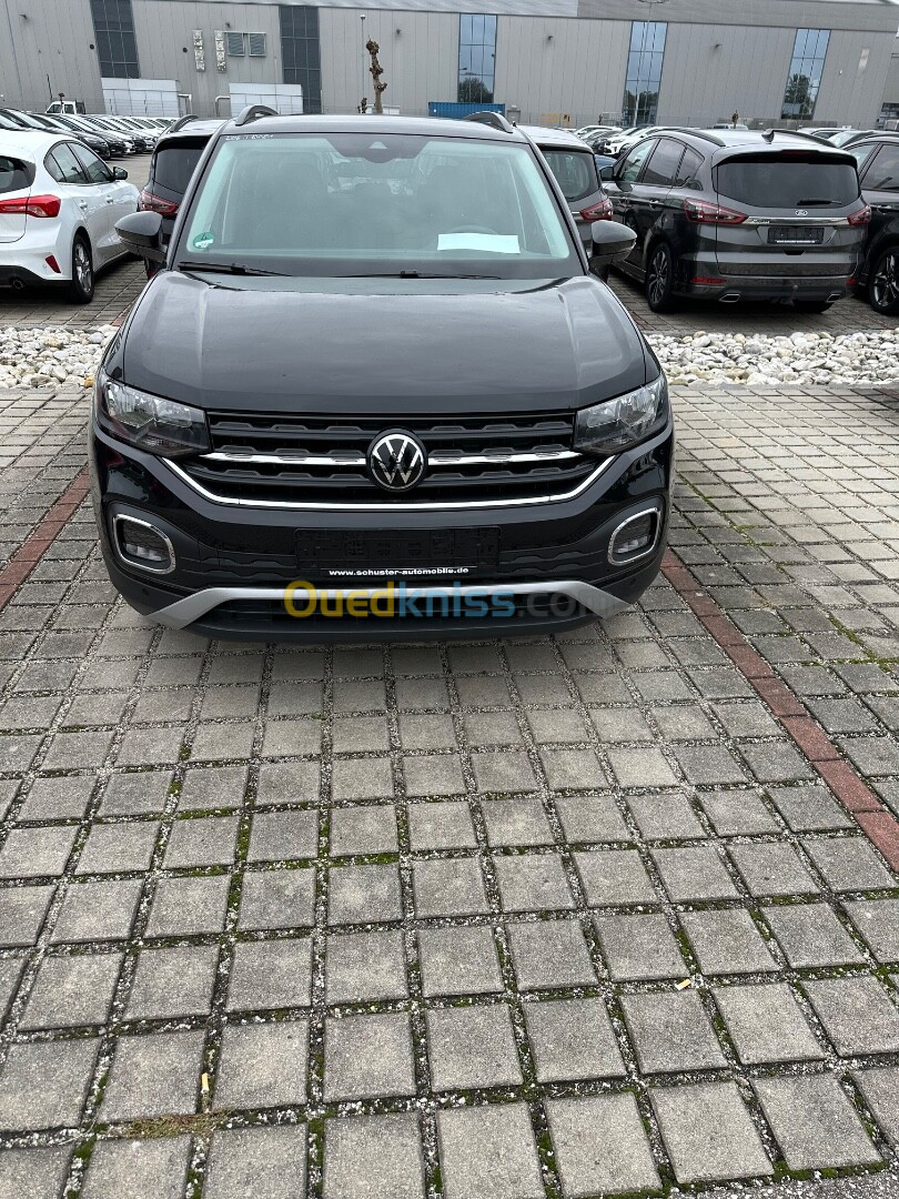 Volkswagen T-Cross 2023 Move