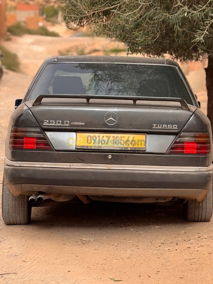 Mercedes W124. 250D turbo 1985 