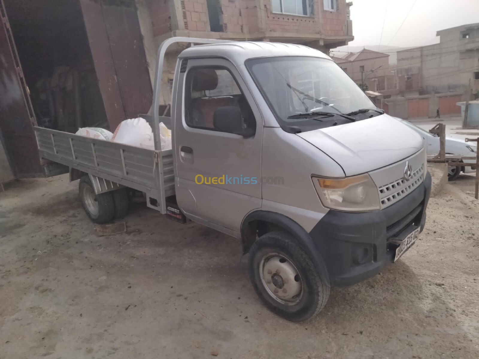 Chana Q20 2015 Simple cabine