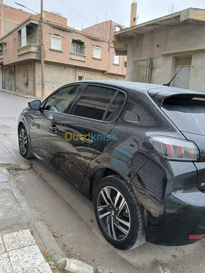 Peugeot 208 2022 Allure Facelift