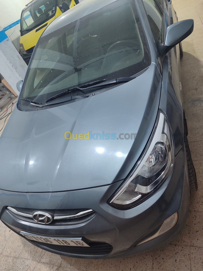 Hyundai Accent RB  4 portes 2018 Accent RB  4 portes