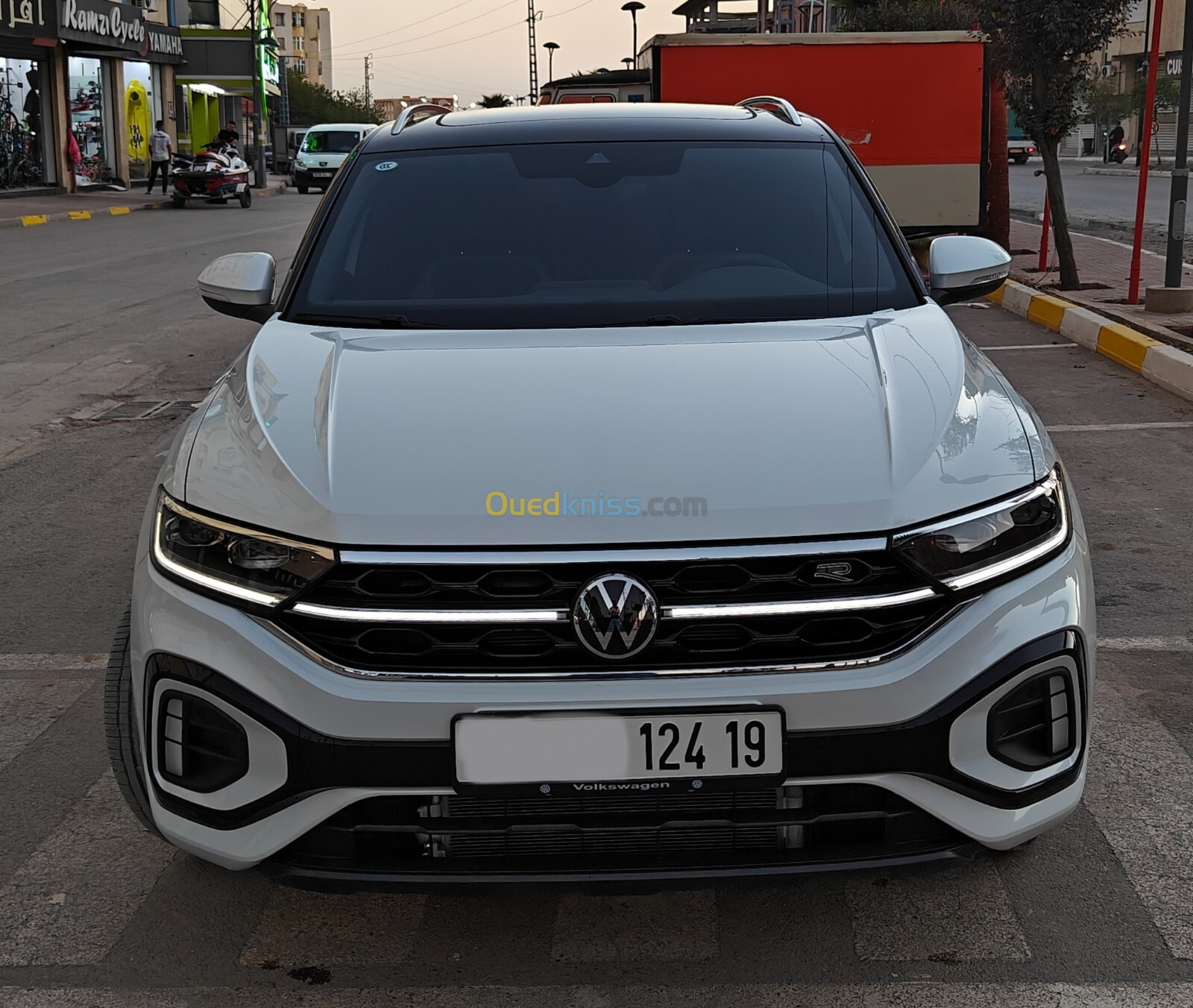 Volkswagen T-Roc 2024 R line