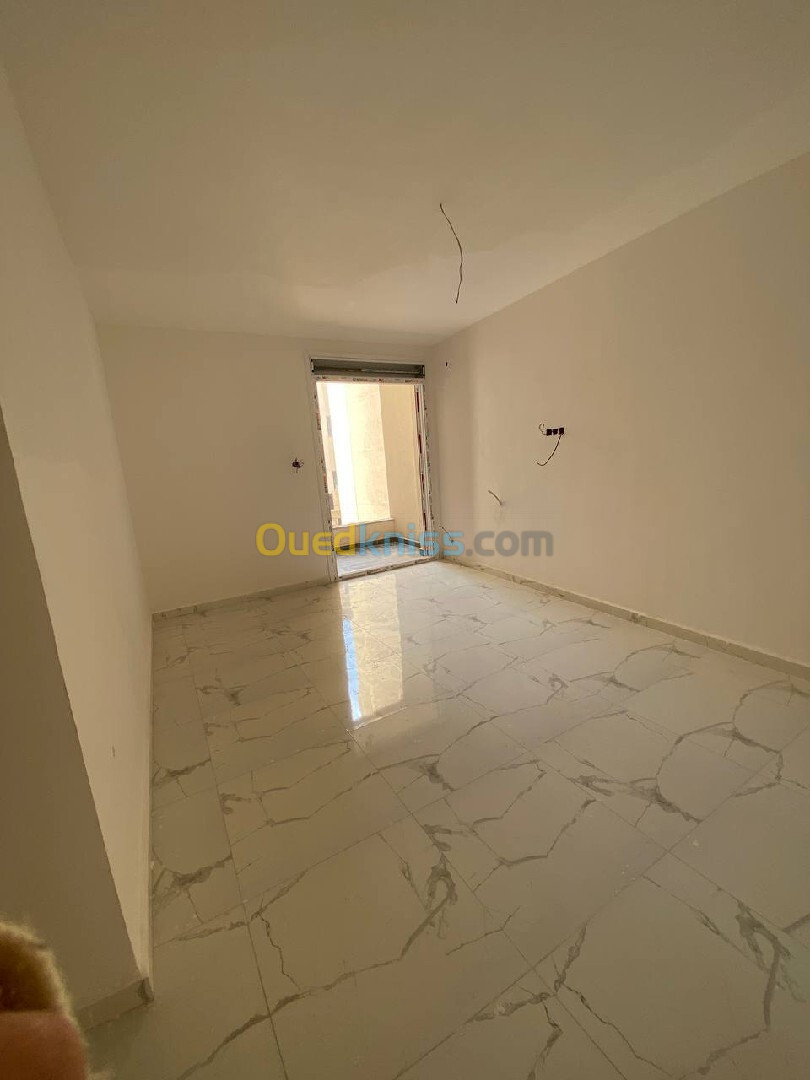 Vente Appartement F4 Alger Cheraga