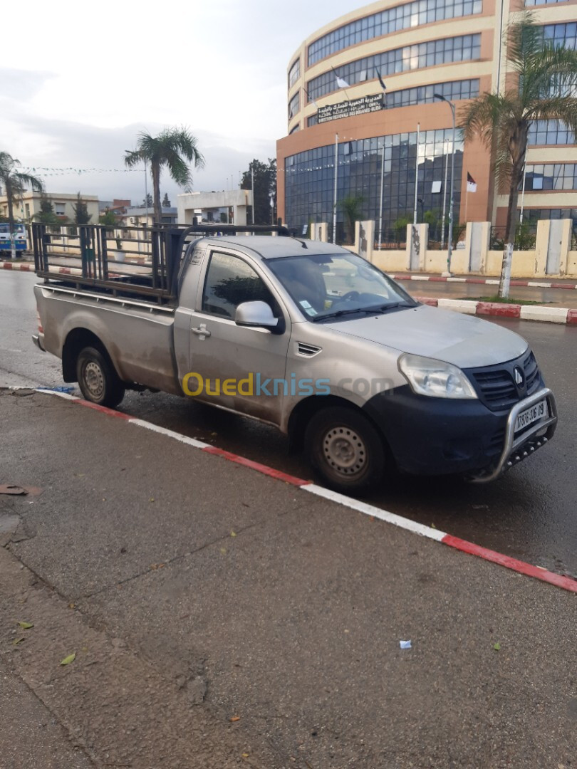 FOTON TUNLAND 2016 Simple Cabine