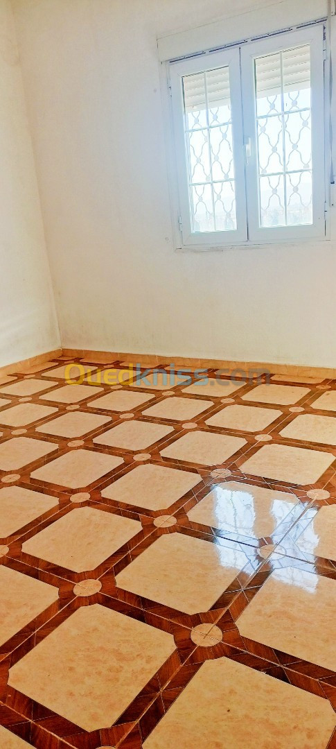 Vente Appartement F3 Relizane Oued rhiou