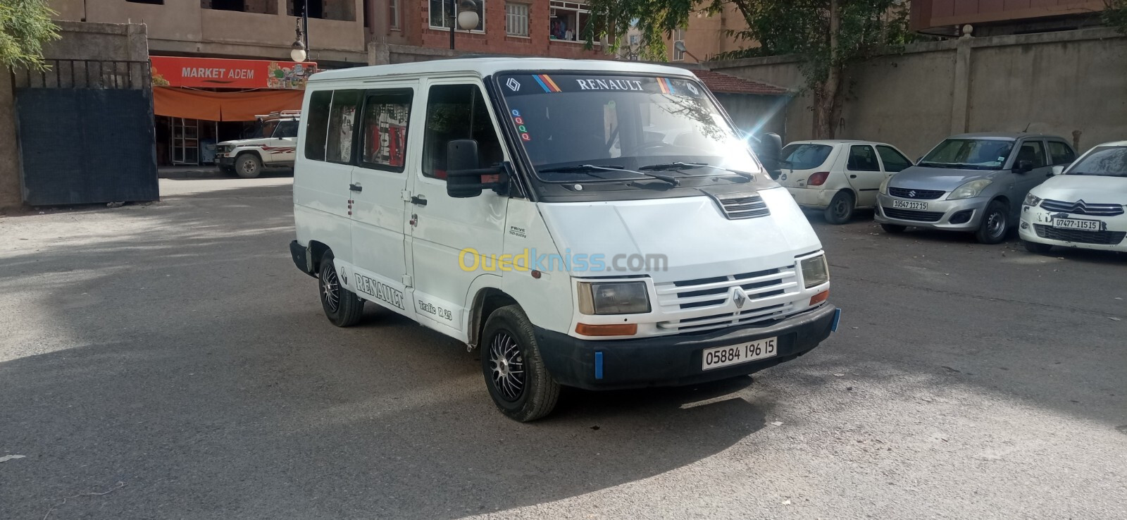 Renault TRAFIC Moteur R25 1996