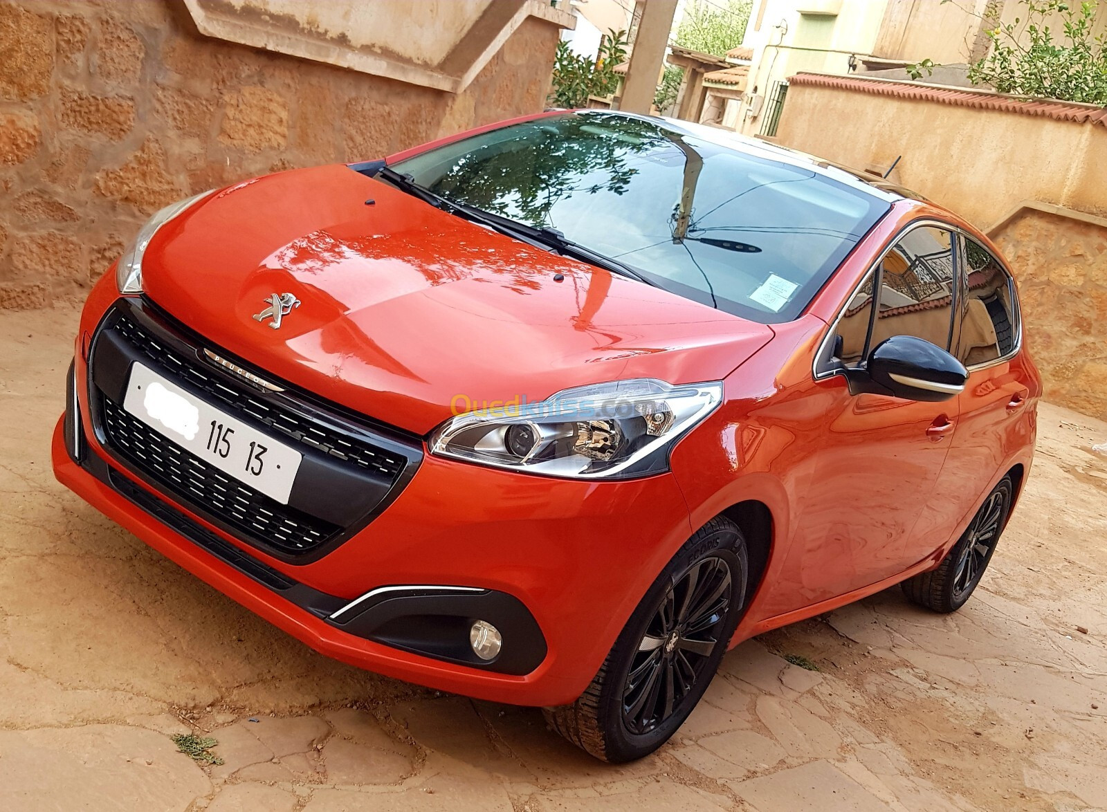 Peugeot 208 2015 Allure Facelift