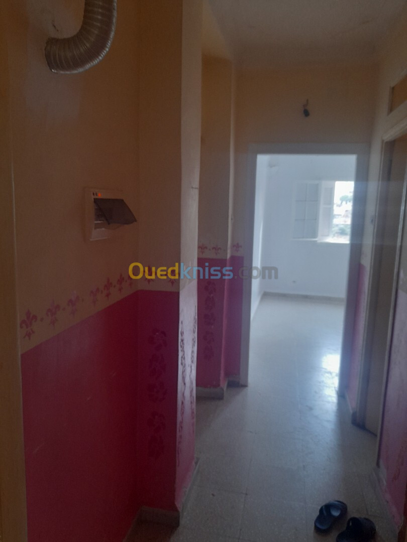 Location Appartement F2 Tipaza Cherchell