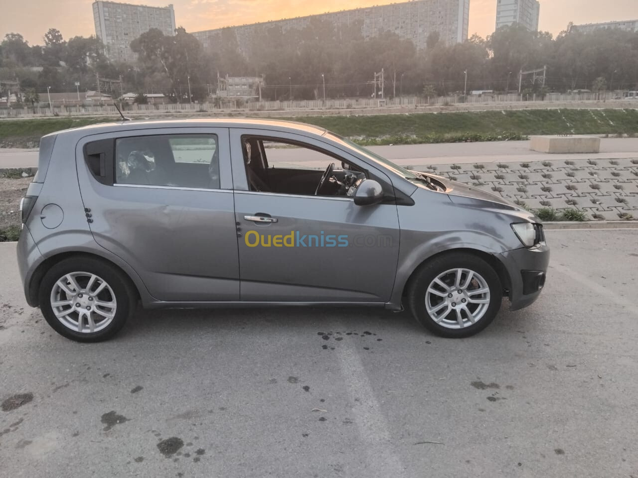 Chevrolet Sonic Hatchback 2013 LS