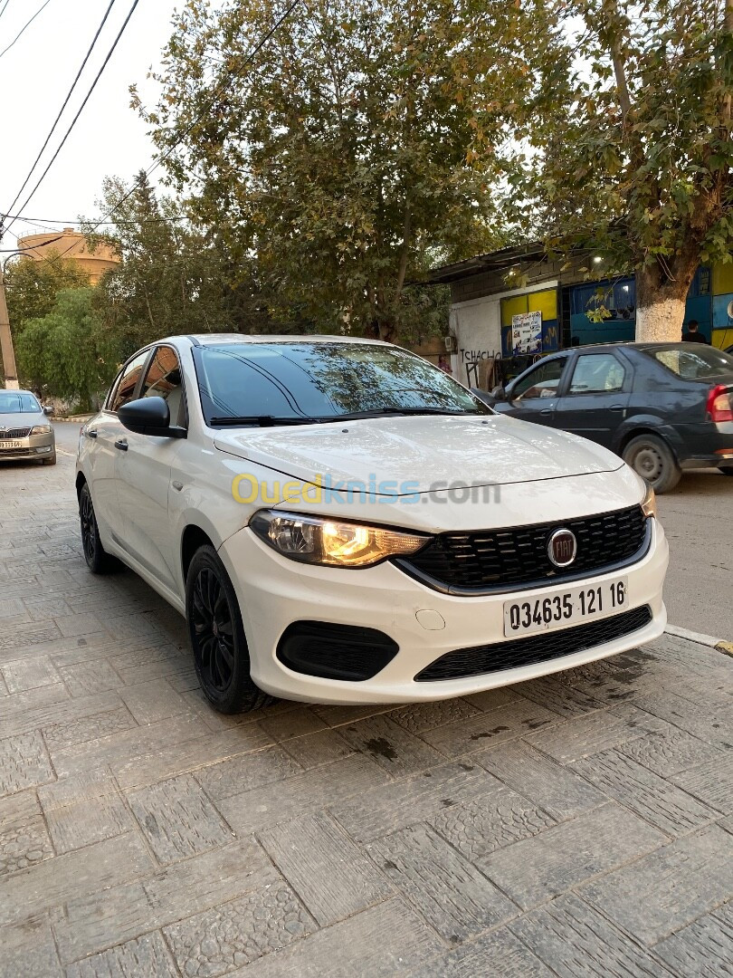 Fiat Tipo 2021 Street