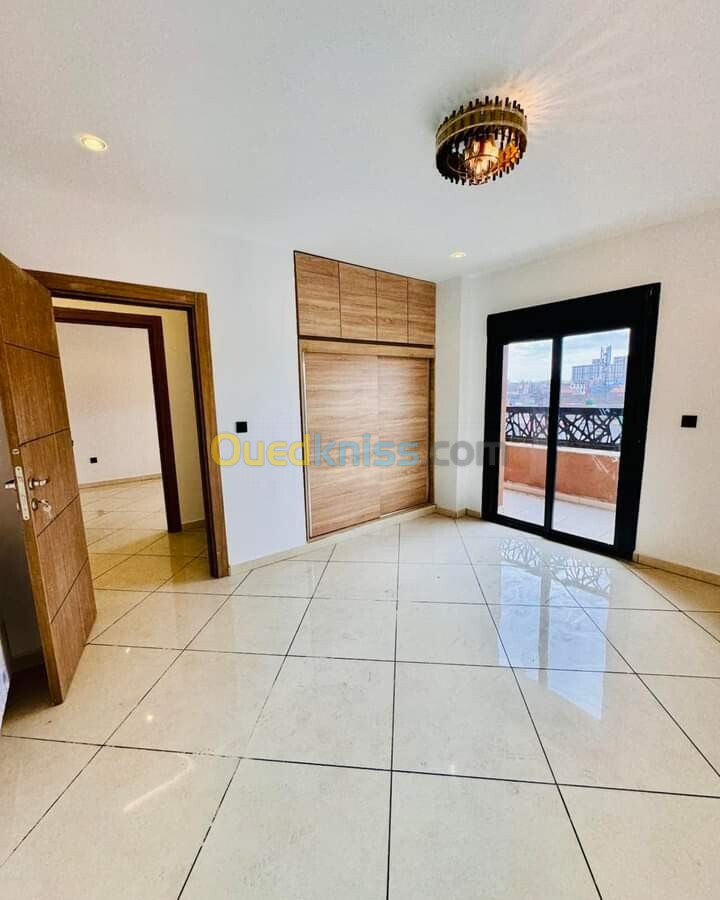 Vente Appartement F4 Oran Bir el djir