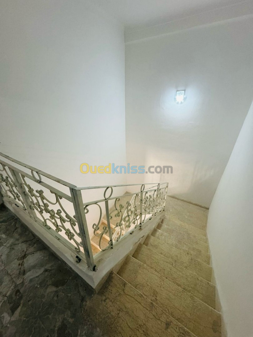 Vente Duplex F4 Alger Bab ezzouar