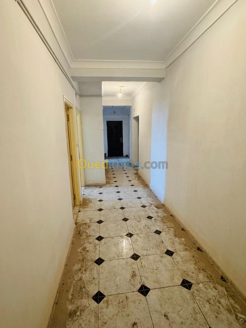 Vente Appartement F5 Alger Bab ezzouar