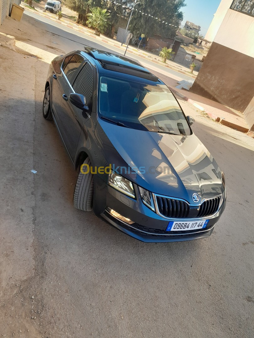 Skoda Octavia 2017 Elegance DGS