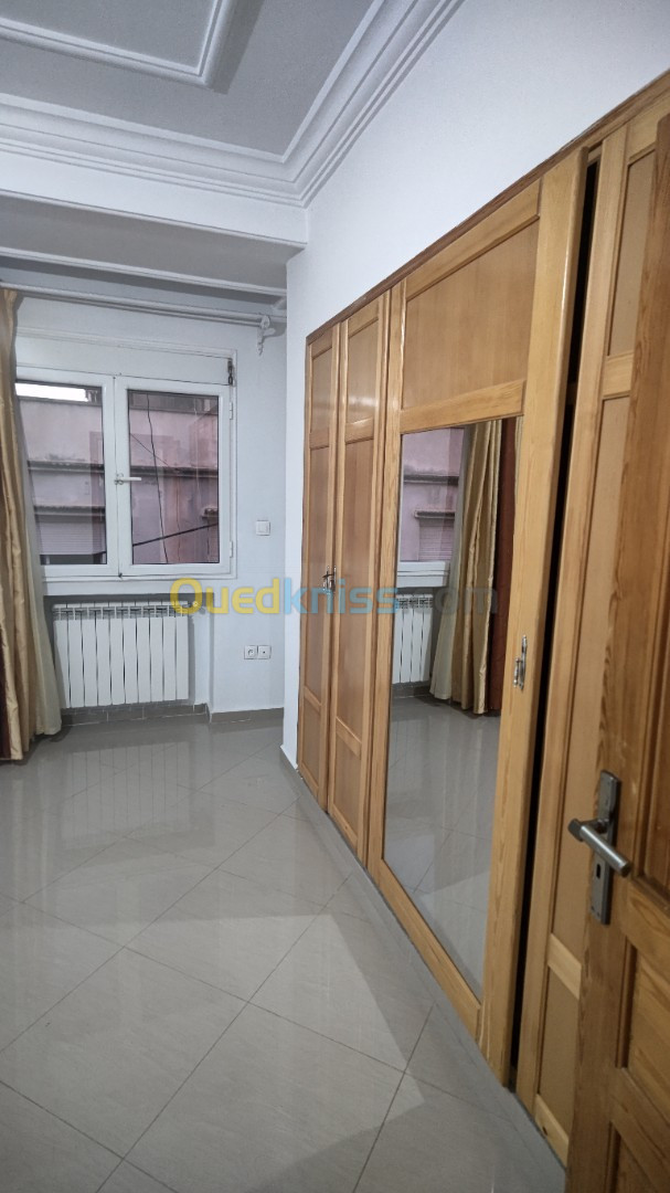 Location Appartement F4 Alger Said hamdine