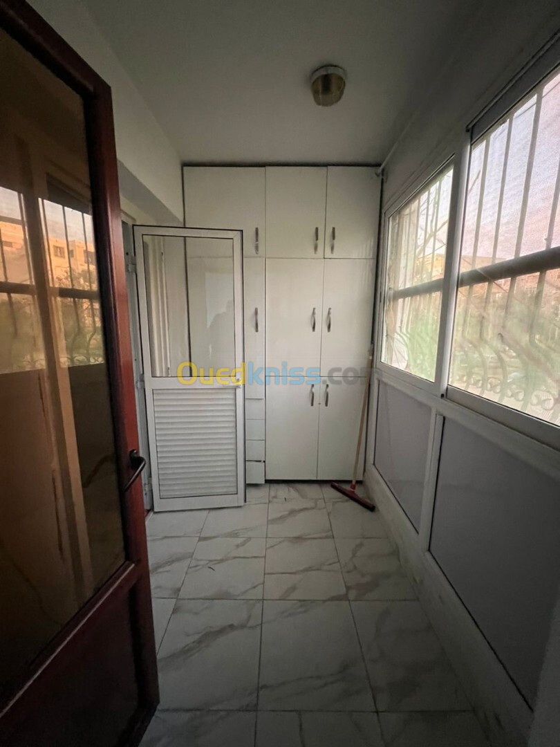 Location Appartement F4 Alger Said hamdine