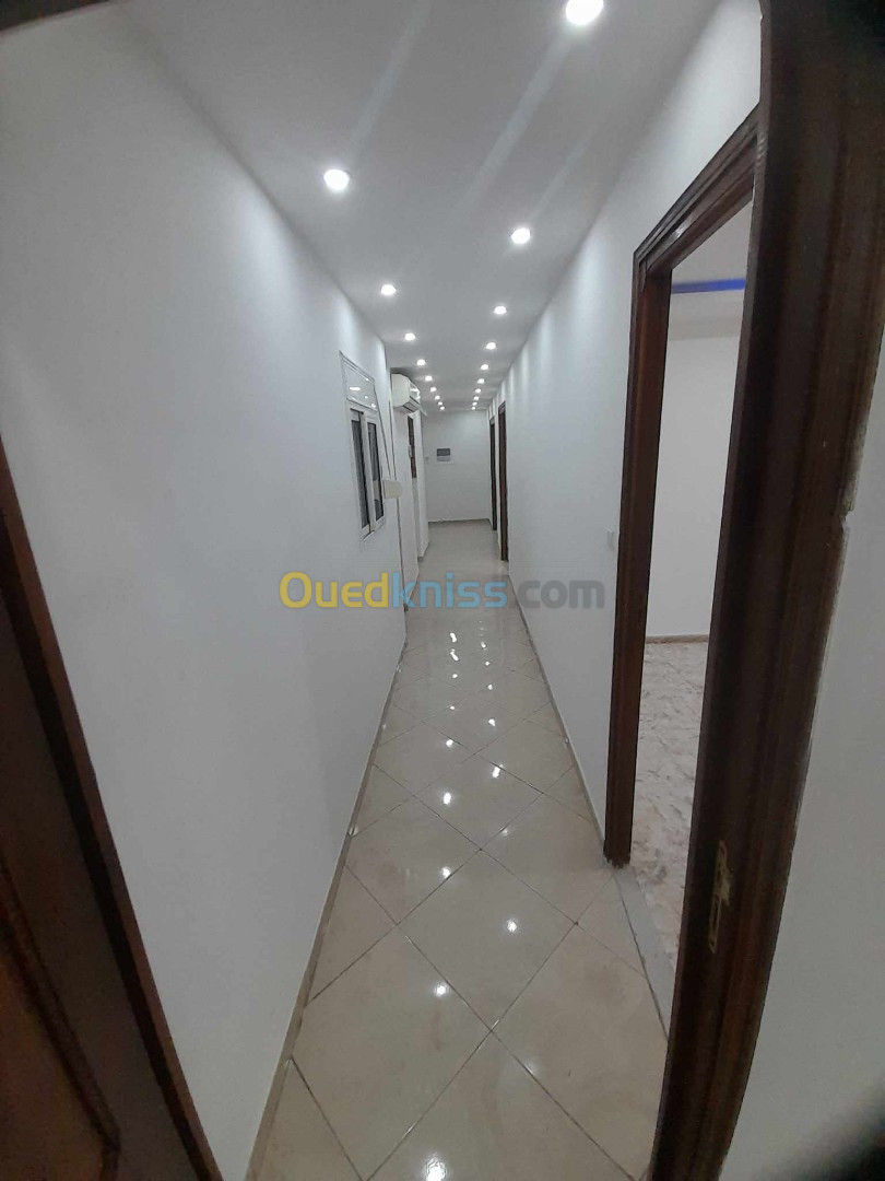 Location Appartement F4 Alger Said hamdine