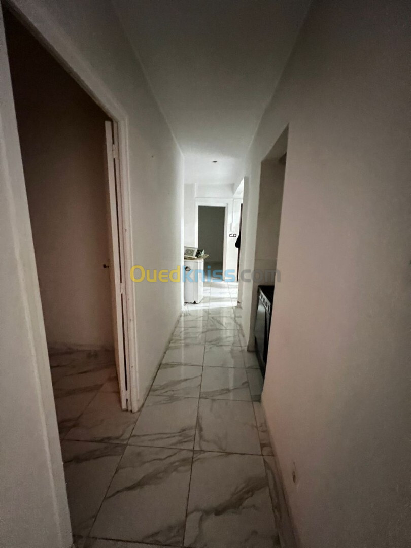 Location Appartement F4 Alger Said hamdine