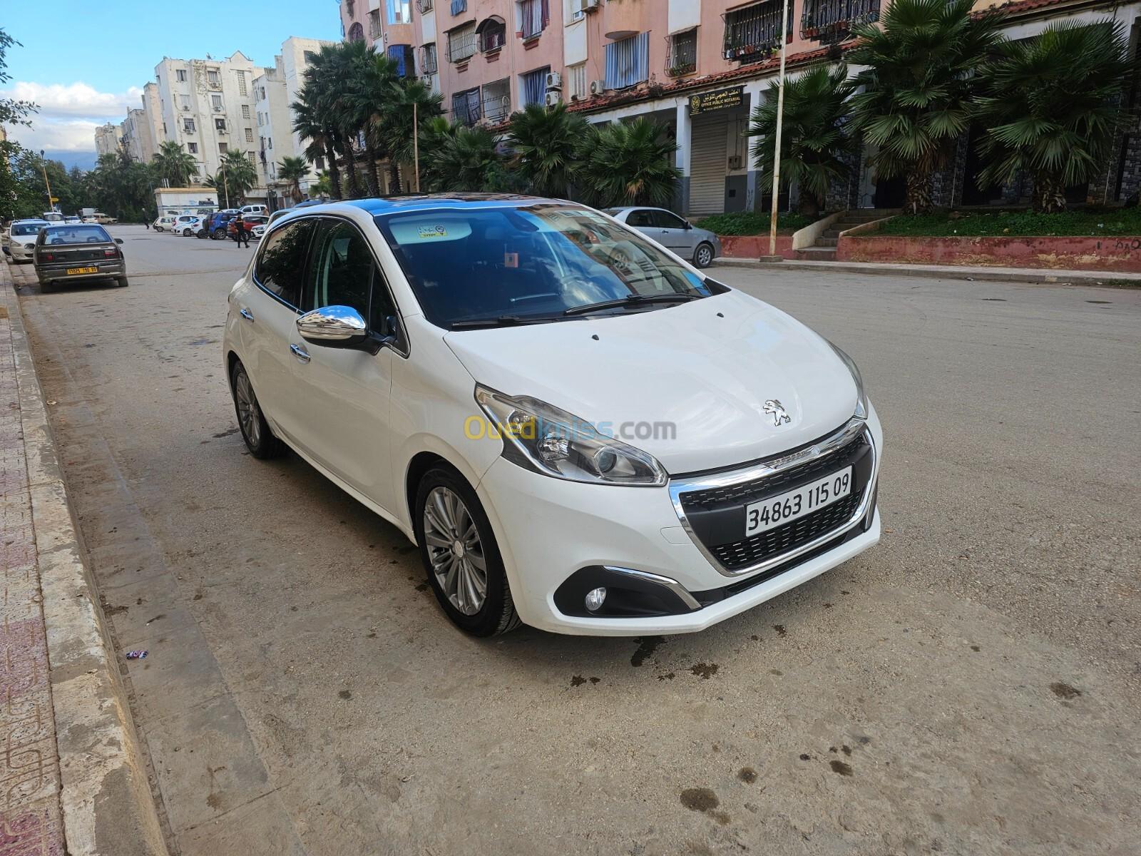 Peugeot 208 2015 Allure Facelift