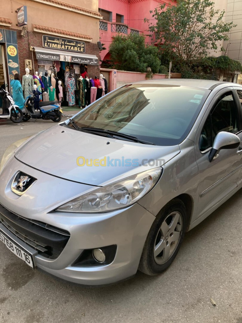 Peugeot 207 2011 