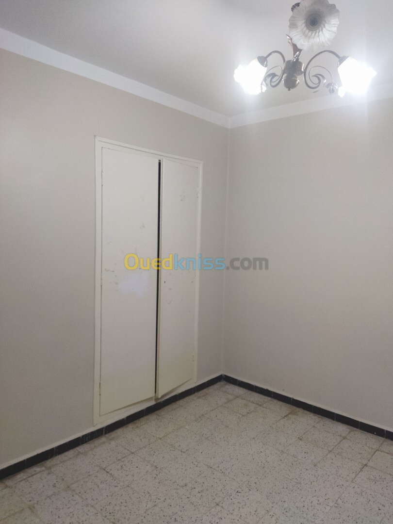 Location Appartement F3 Alger Bir mourad rais