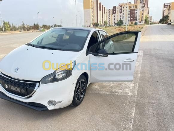 Peugeot 208 2013 Allure