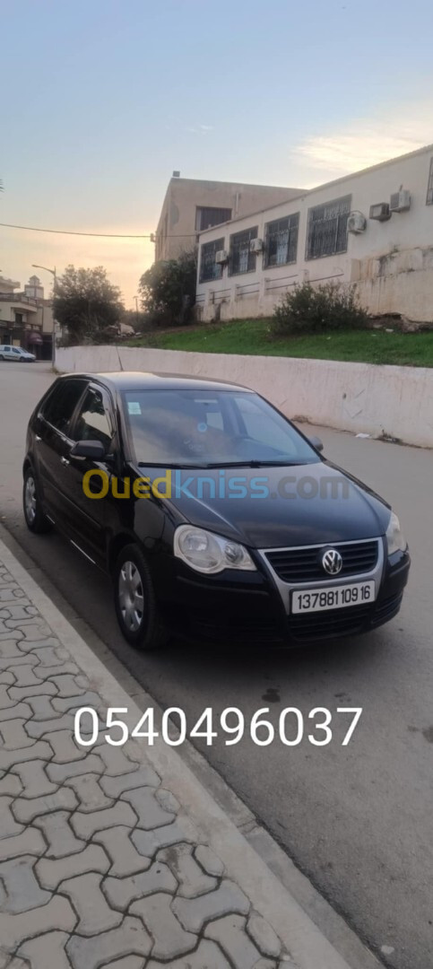 Volkswagen Polo 2009 Black et Silver