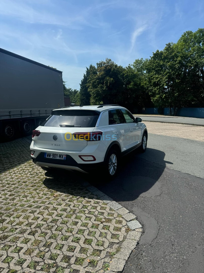 Volkswagen T-Roc 2023 Life