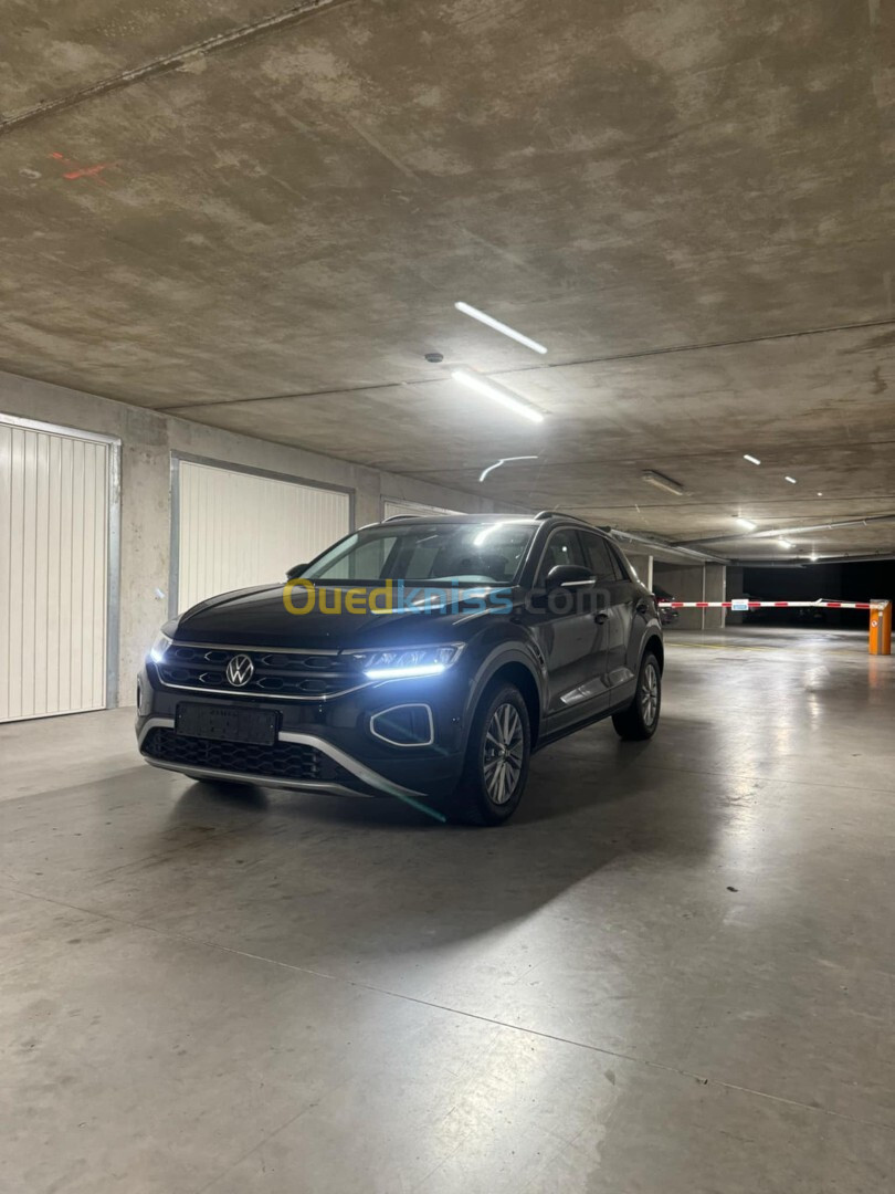 Volkswagen T-Roc 2023 Life plus