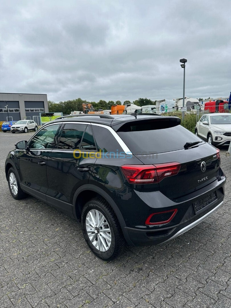 Volkswagen T-Roc 2023 Life