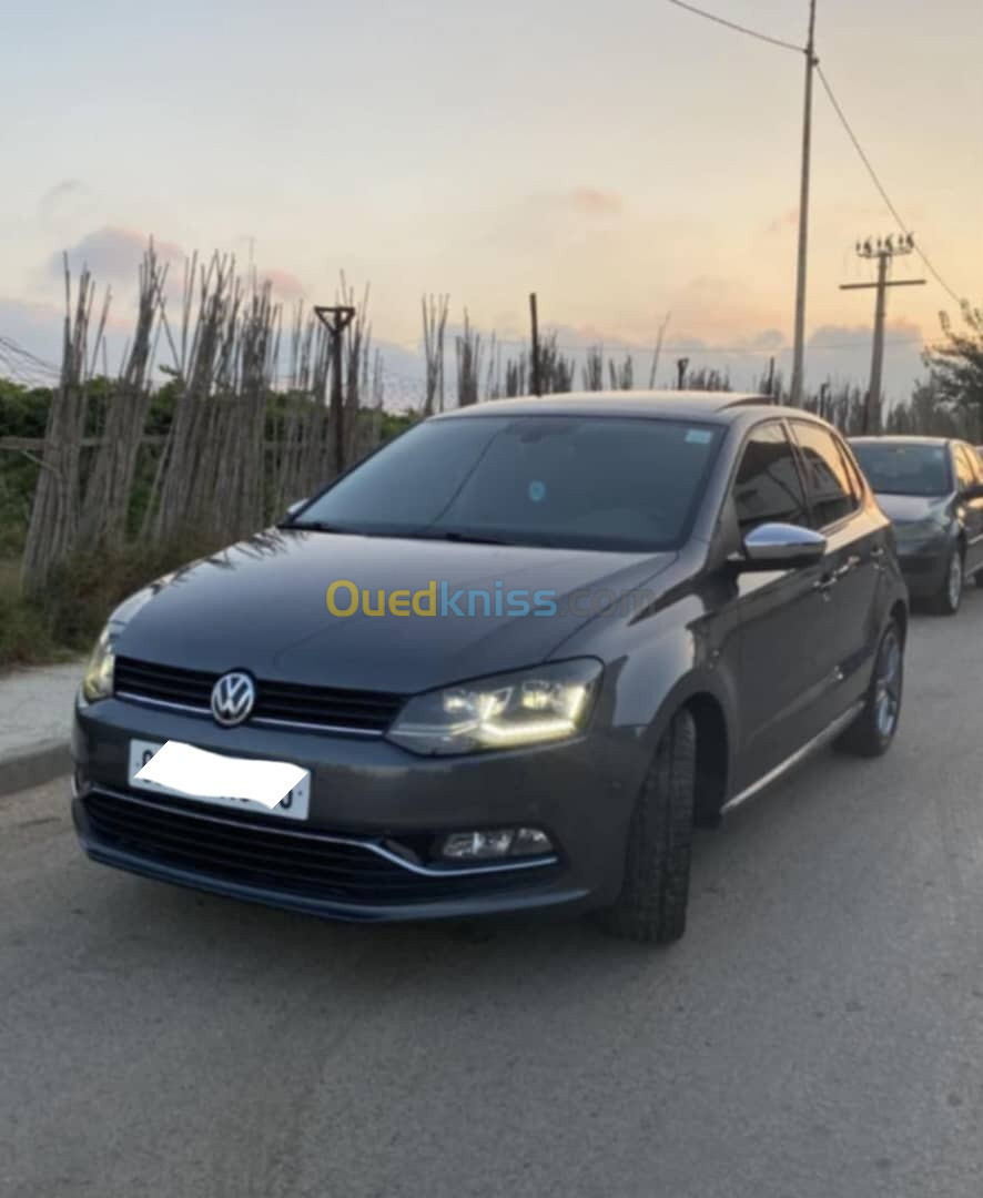 Volkswagen Polo 2016 Carrat+