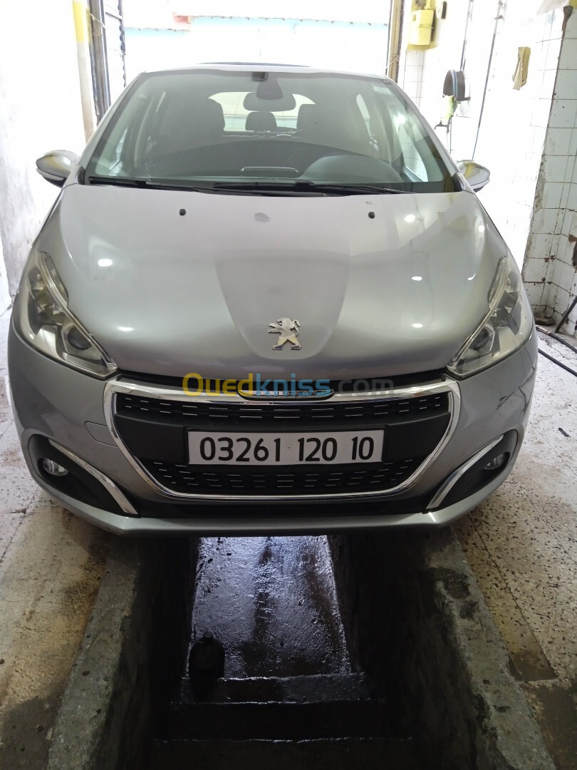 Peugeot 208 2020 Allure