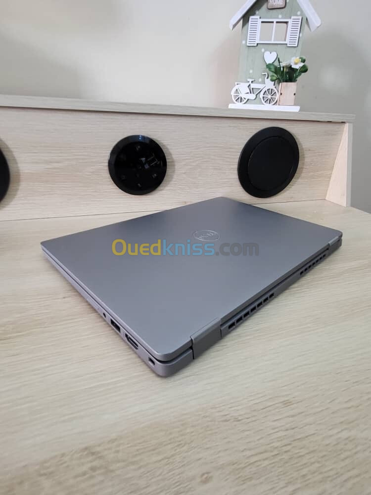 DELL LATITUDE 5320 13.3'' FHD | INTEL 11EME GEN CORE I5 1135G7 | 16GB RAM | 256GB SSD | INTEL IRIS 