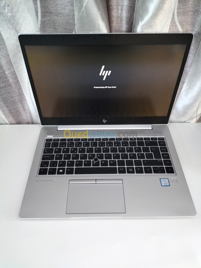 HP EliteBook 830 G5 13.3" FHD Intel 8th Gen I5 8350U - RAM 16GB - 256Gb SSD - Retro Éclairé 