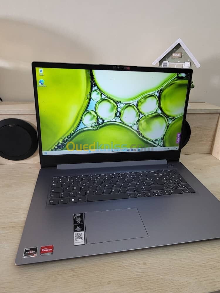 LENOVO IDEAPAD 3 17.3'' FHD | RYZEN 5 5500U | 8GB RAM - 256GB SSD | AMD RADEON GRAPHICS 2GB