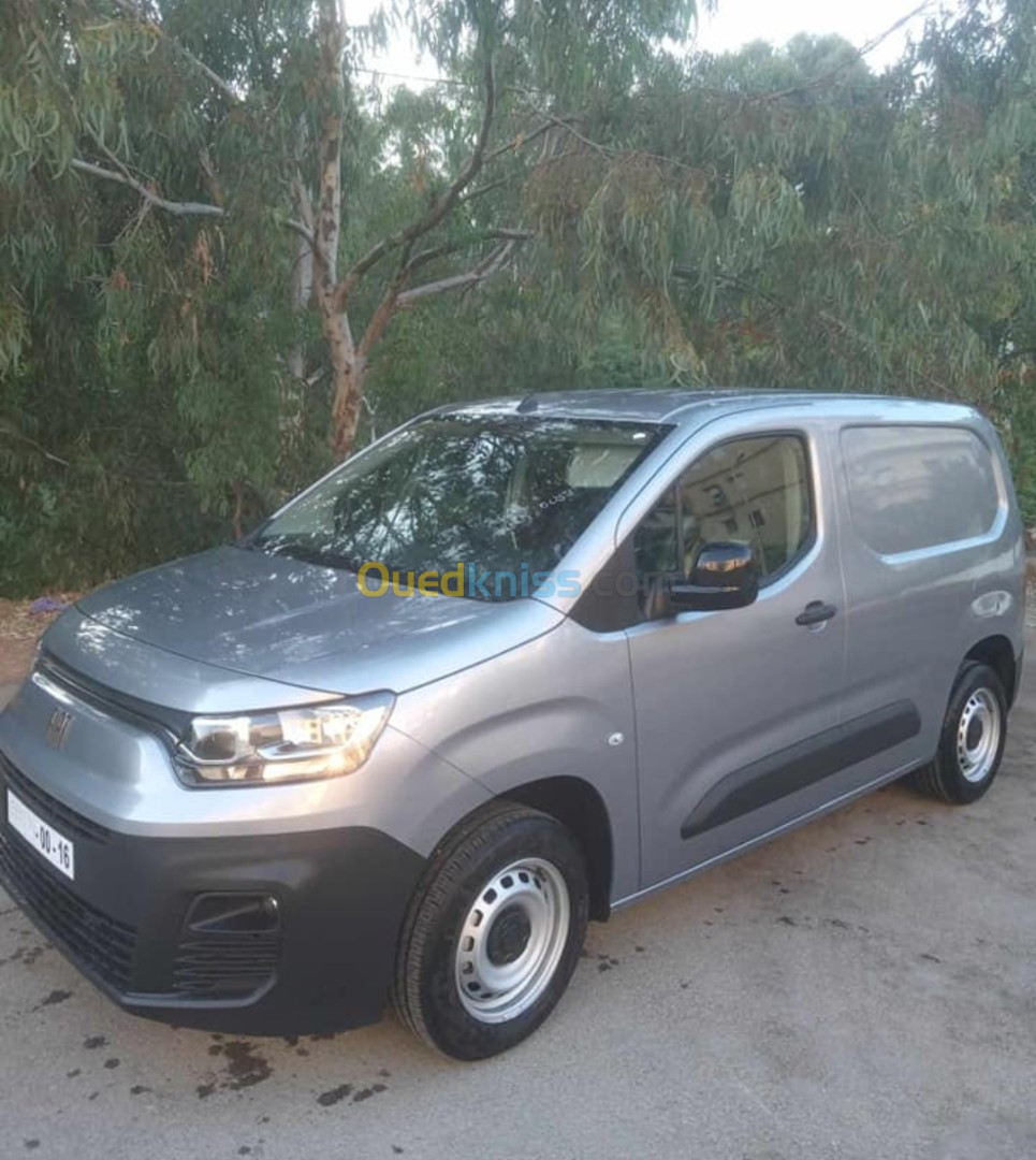 Fiat Doblo 2023 Oo