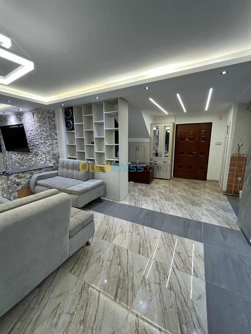 Location Duplex F4 Alger Hydra