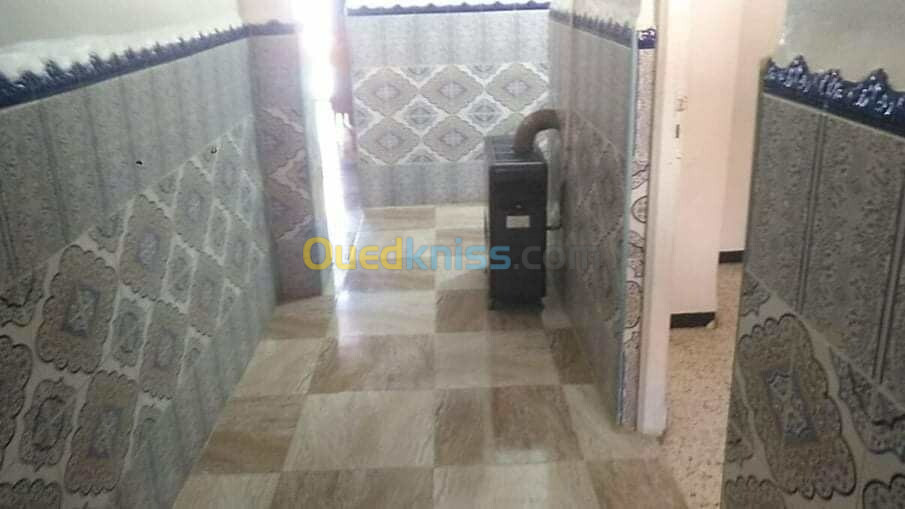 Location Appartement F03 Alger Kouba